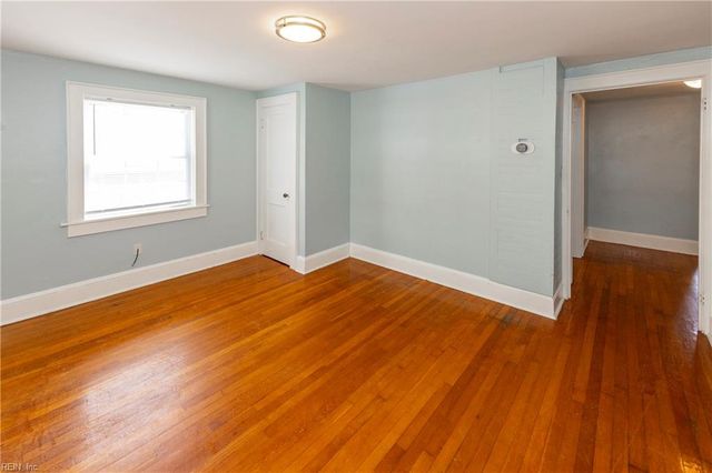 2414 Arctic Ave Apt 4, Virginia Beach, VA 23451
