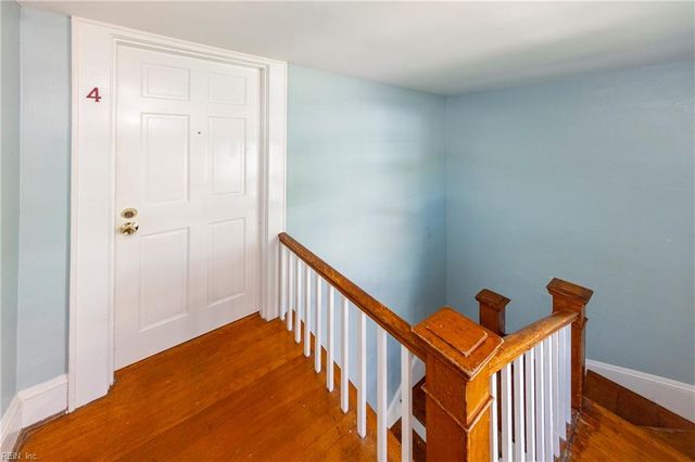 2414 Arctic Ave Apt 4, Virginia Beach, VA 23451