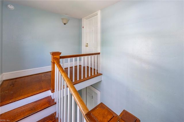 2414 Arctic Ave Apt 4, Virginia Beach, VA 23451