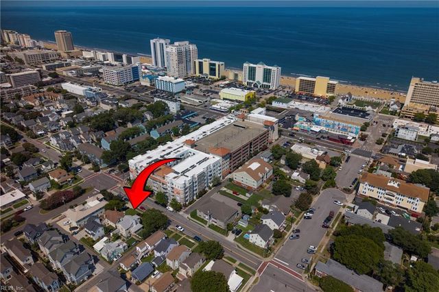 2414 Arctic Ave Apt 4, Virginia Beach, VA 23451