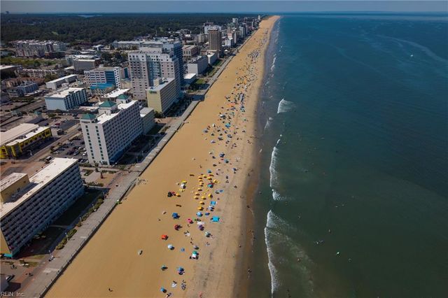 2414 Arctic Ave Apt 4, Virginia Beach, VA 23451