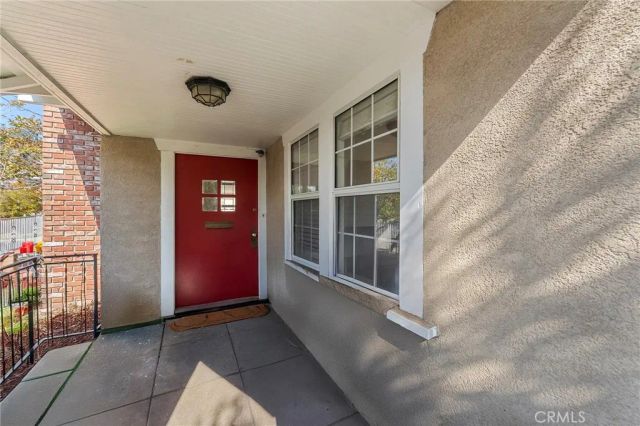 1800 N Avenue 55, Los Angeles, CA 90042