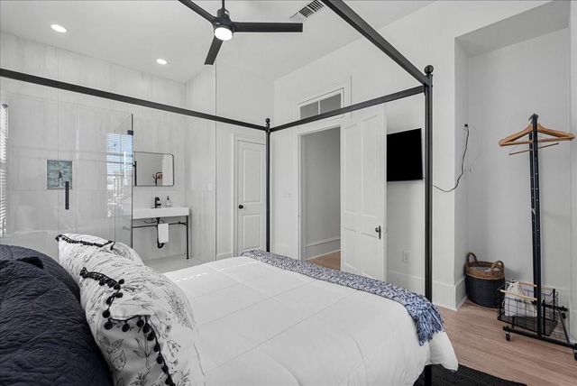 1724 33rd Street, Galveston, TX 77550