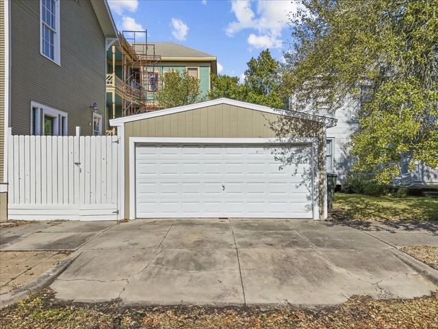 1724 33rd Street, Galveston, TX 77550