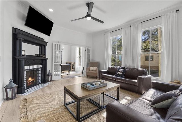 1724 33rd Street, Galveston, TX 77550