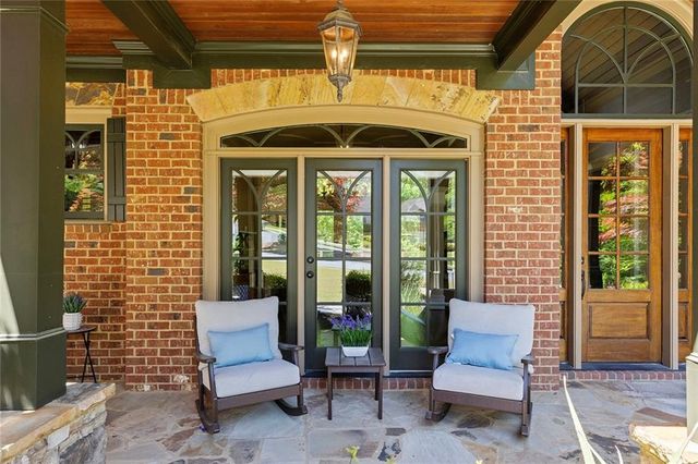 5623 Brendlynn Drive, Suwanee, GA 30024