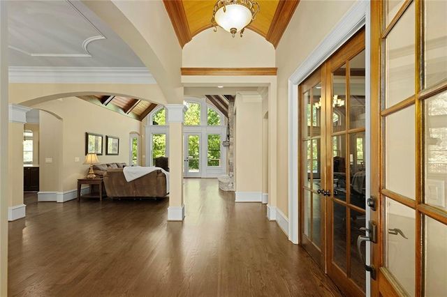 5623 Brendlynn Drive, Suwanee, GA 30024