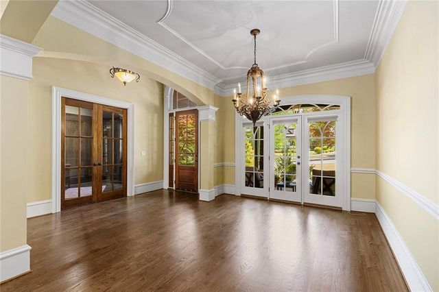 5623 Brendlynn Drive, Suwanee, GA 30024