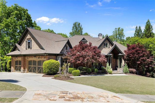 5623 Brendlynn Drive, Suwanee, GA 30024