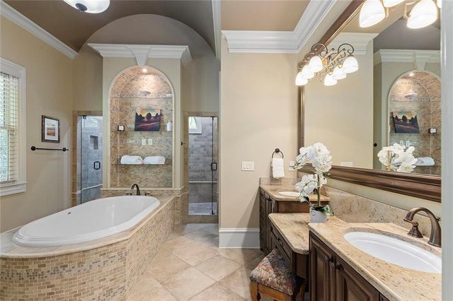 5623 Brendlynn Drive, Suwanee, GA 30024