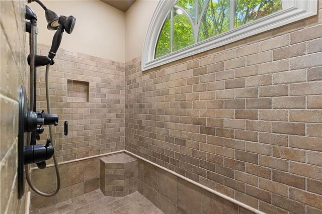 5623 Brendlynn Drive, Suwanee, GA 30024