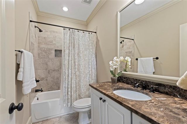 5623 Brendlynn Drive, Suwanee, GA 30024