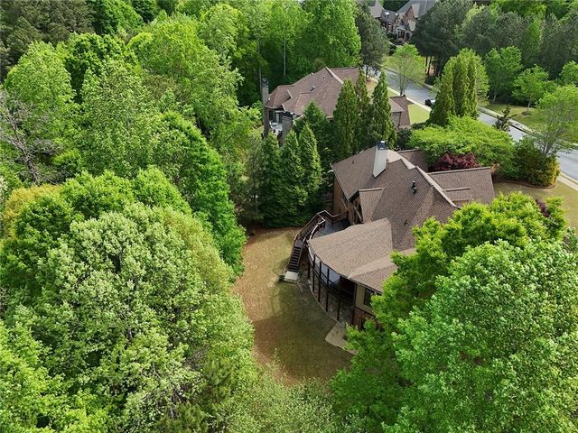 5623 Brendlynn Drive, Suwanee, GA 30024