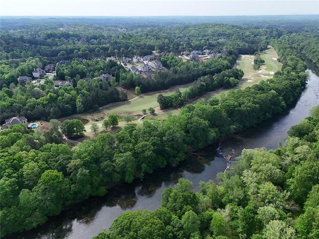 5623 Brendlynn Drive, Suwanee, GA 30024
