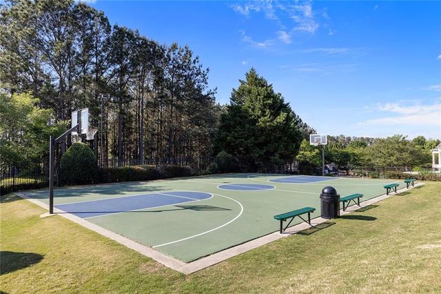 5623 Brendlynn Drive, Suwanee, GA 30024