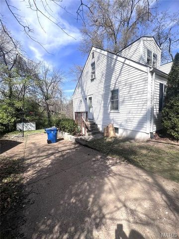 517 Plantmore Drive, Ferguson, MO 63135