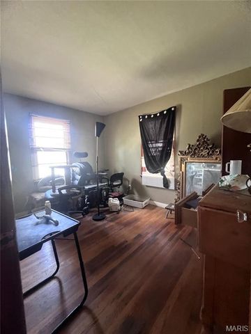 517 Plantmore Drive, Ferguson, MO 63135