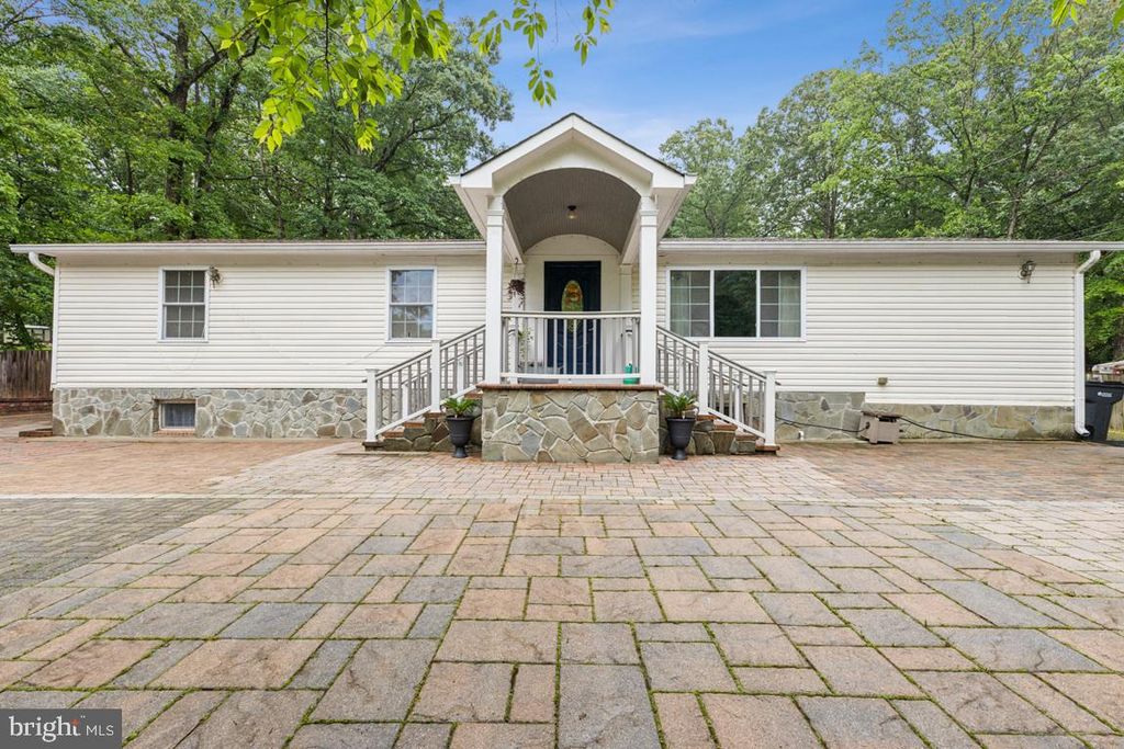 11617 SMITHFIELD ROAD, Manassas, VA 20112