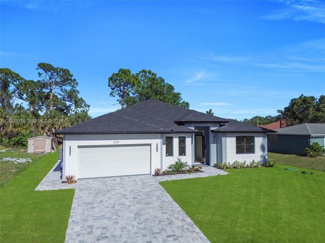 1274 Ronald Street, North Port, FL 34286