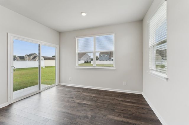 112 MEADOW RIDGE WAY, Staunton, VA 24401