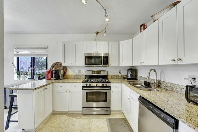 5337 Fountains Drive S, Lake Worth, FL 33467