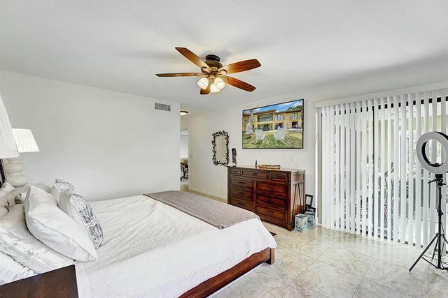 5337 Fountains Drive S, Lake Worth, FL 33467