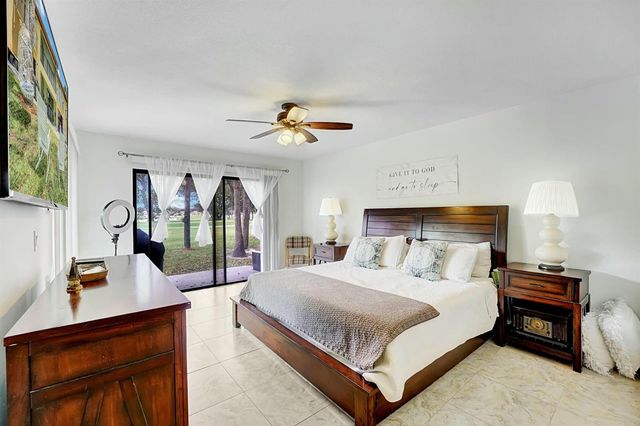 5337 Fountains Drive S, Lake Worth, FL 33467