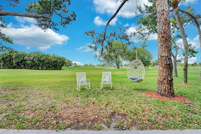 5337 Fountains Drive S, Lake Worth, FL 33467
