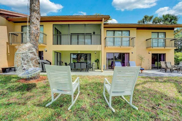 5337 Fountains Drive S, Lake Worth, FL 33467