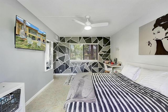 5337 Fountains Drive S, Lake Worth, FL 33467