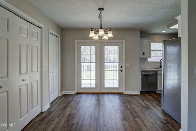 121 Saint James Place, Bristol, TN 37620