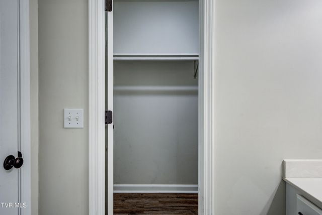 121 Saint James Place, Bristol, TN 37620