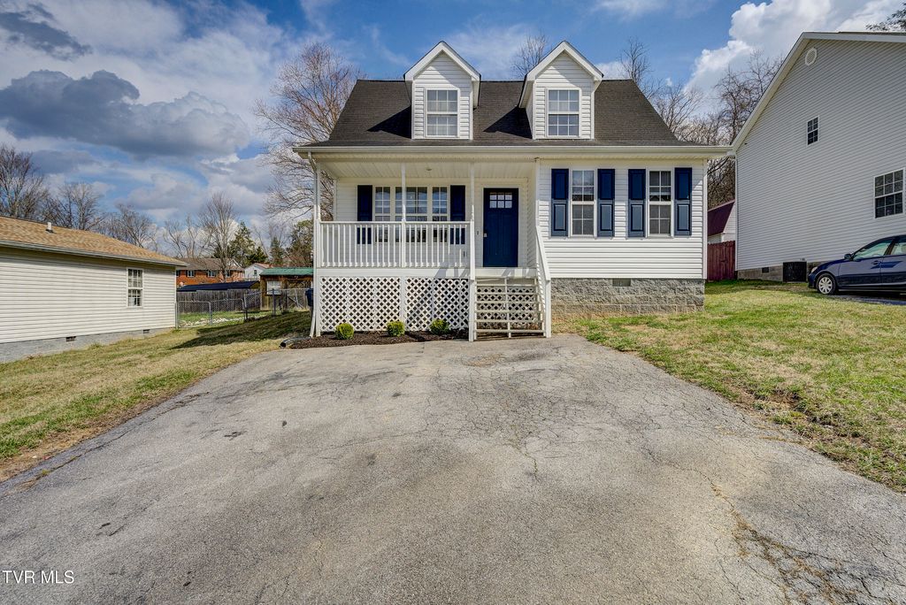121 Saint James Place, Bristol, TN 37620
