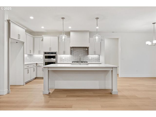 3510 N 11TH Cir, Ridgefield, WA 98642