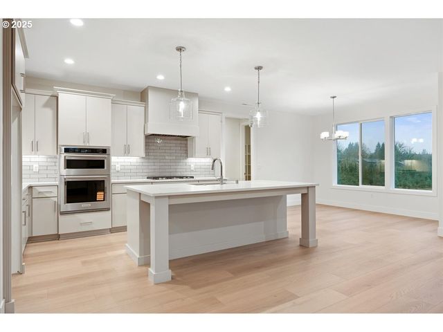 3510 N 11TH Cir, Ridgefield, WA 98642