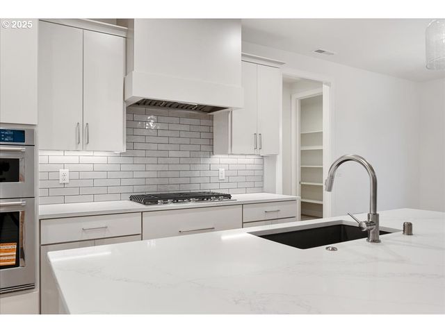 3510 N 11TH Cir, Ridgefield, WA 98642