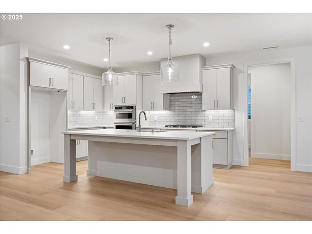 3510 N 11TH Cir, Ridgefield, WA 98642