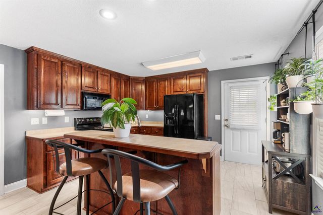 418 Covington Cove, Byron, GA 31008