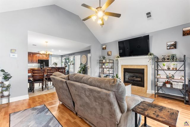 418 Covington Cove, Byron, GA 31008