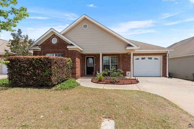 418 Covington Cove, Byron, GA 31008
