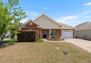 418 Covington Cove, Byron, GA 31008
