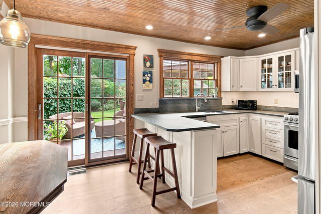 34 Allen Street, Rumson, NJ 07760