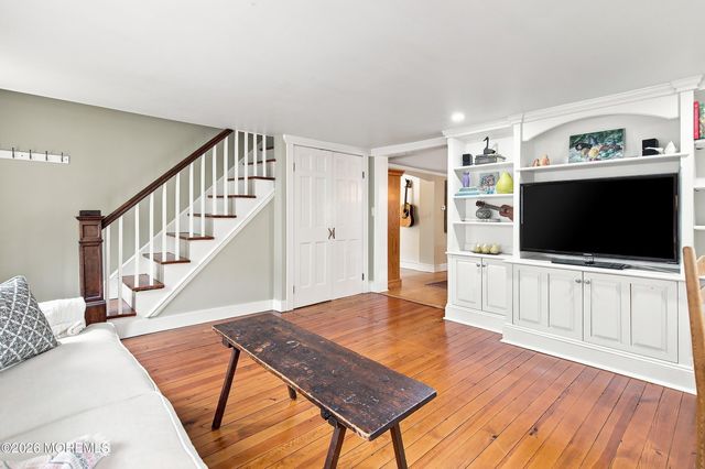 34 Allen Street, Rumson, NJ 07760