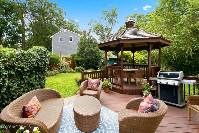 34 Allen Street, Rumson, NJ 07760
