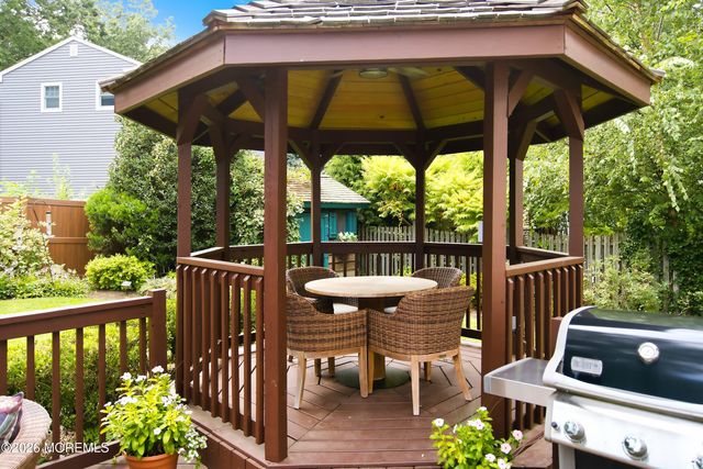 34 Allen Street, Rumson, NJ 07760