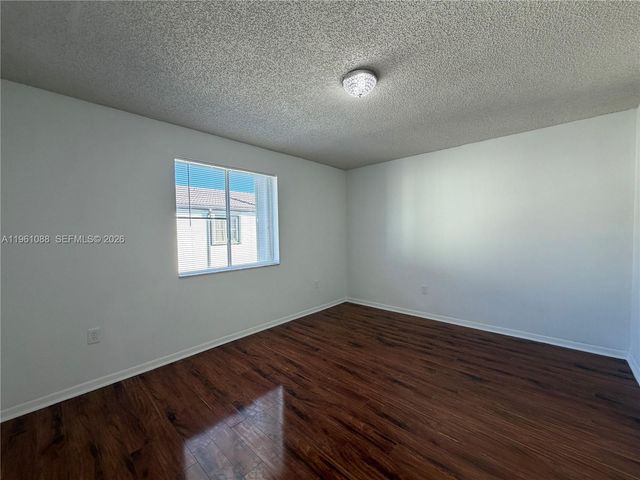 1181 NW 125th Pl 203, Miami, FL 33182