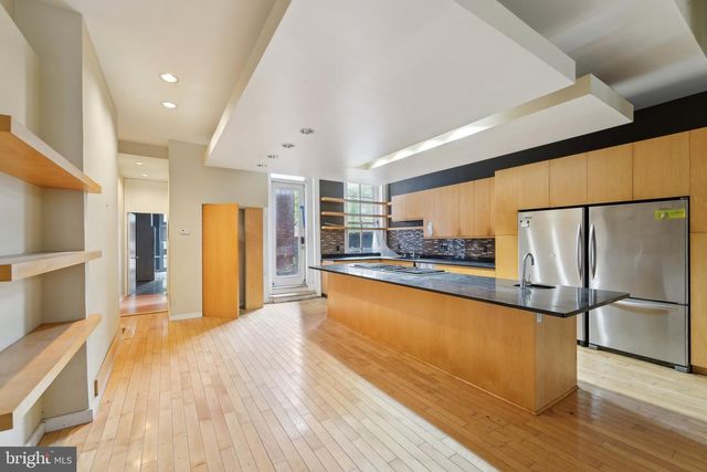 1602 BOLTON ST, Baltimore, MD 21217