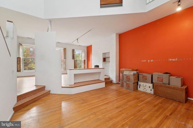 1602 BOLTON ST, Baltimore, MD 21217