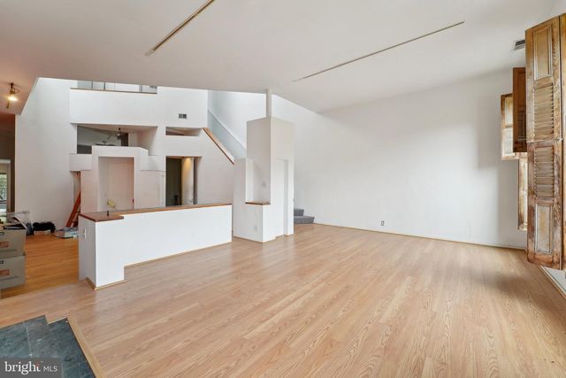 1602 BOLTON ST, Baltimore, MD 21217