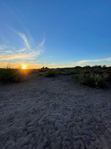 1019 W Washington St, Marfa, TX 79843